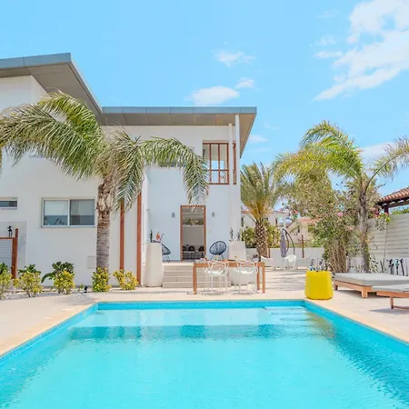 Villa Seaside Hideaway *