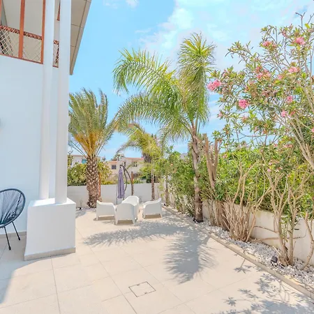 Villa Seaside Hideaway *