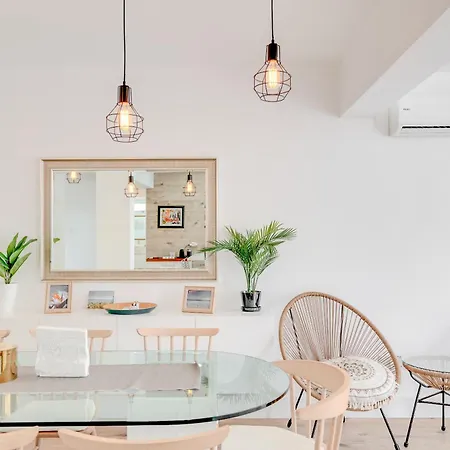 Seaside Hideaway Perivolia